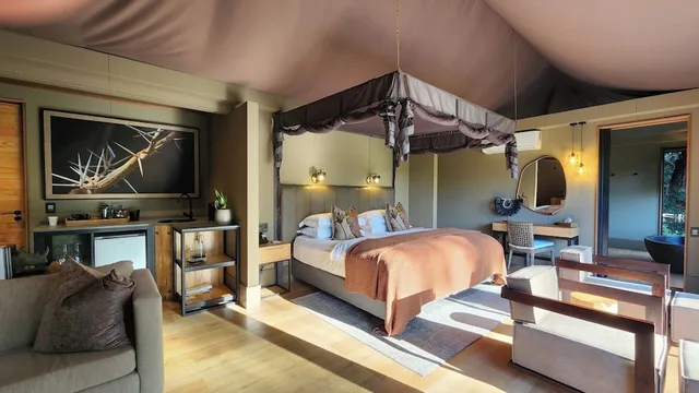 جناح فاخر بسرير كينج، Botlierskop Private Game Reserve 2/3