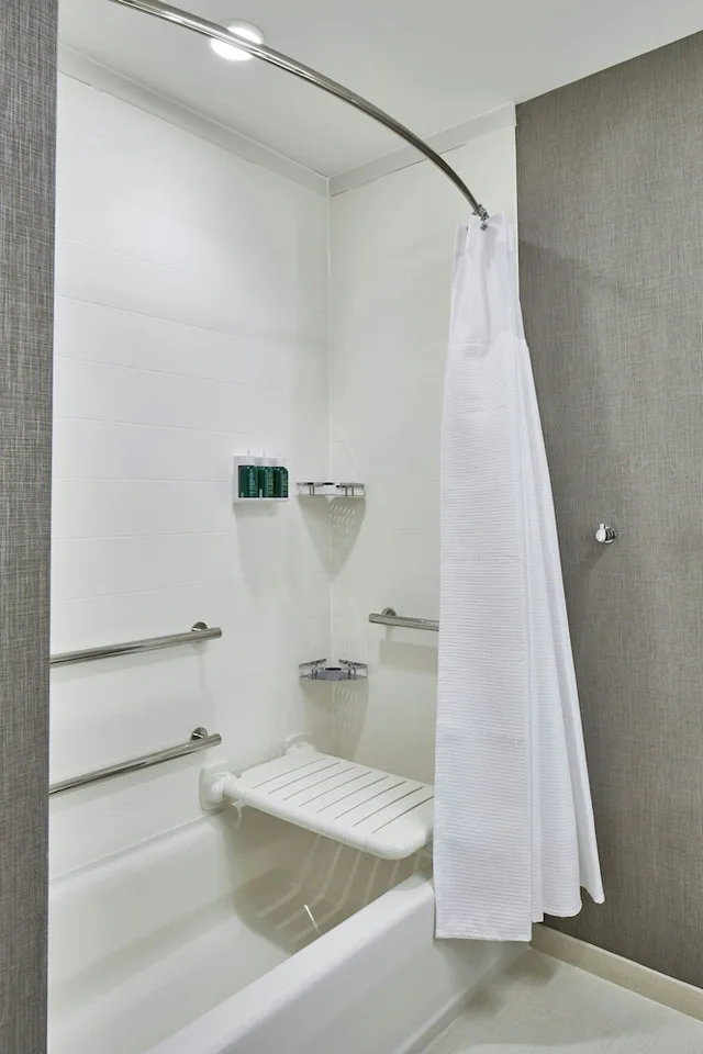 جناح بسريرين كوين مع سرير سحّاب إضافي لذوي الإعاقة، SpringHill Suites by Marriott Charlotte at Carowinds 4/8