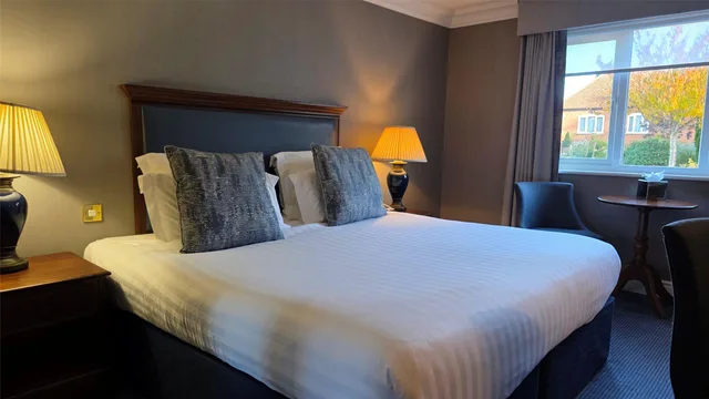 Executive, Double Bed, Windmill Village Hotel, Golf Club Spa, BWSC 3/4