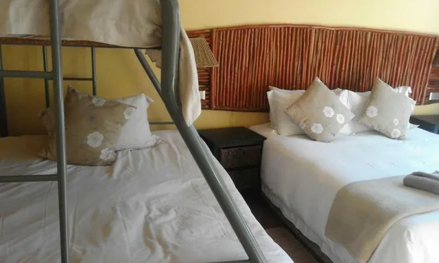 Flintstones Guest House Durban، ديربان 34/52