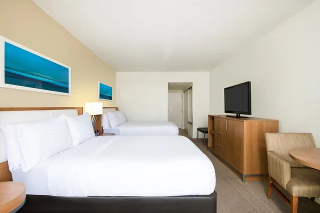 غرفة بريميوم، Holiday Inn Resort Aruba-Beach 1/8