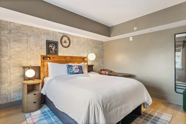 غرفة قياسية بسرير فردي، Hotel Indigo Baton Rouge Downtown 9/10