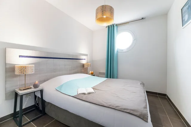 3 Bedrooms, Duplex, 2 Double and Twin Beds, Sofa، Residence Lagrange Vacances Les Carrelets 2/3