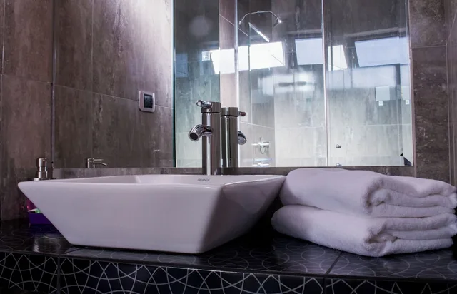 شقة ديلوكس بسريرين كينج بشرفة بـ4 غرف نوم، Hotel R House Cusco 10/10