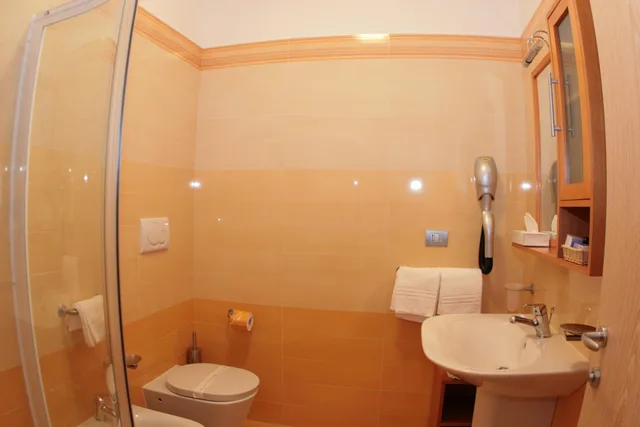 غرفة بسرير مزدوج بإطلالة على البحر، Hotel Yria 3/4