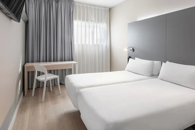 غرفة بسريرين منفصلين، B&B Hotel Barcelona Mollet 1/2