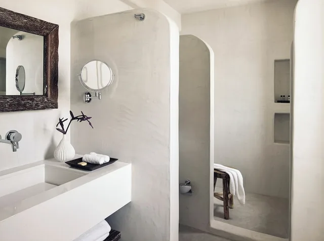 2 Bedrooms, Suite, King Bed, Sunset and Sea View, 2 Sofa, with Pool، Santo Maris Oia Luxury Suites and Spa - Adults Only 5/6
