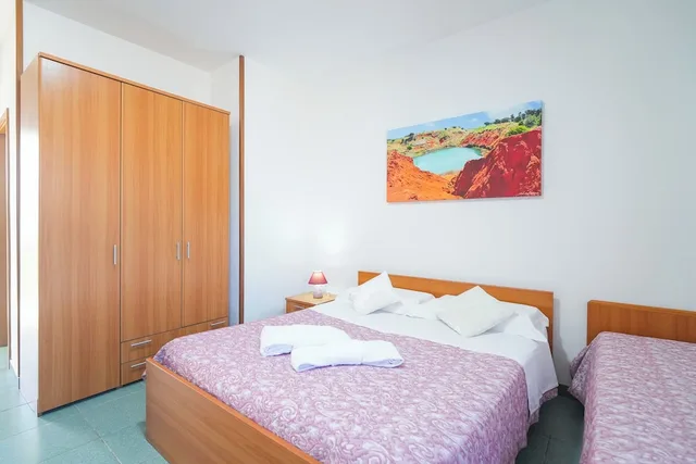 استوديو جونيور بسرير مزدوج وسرير فردي، Residence La Pineta - Campsite 1/7