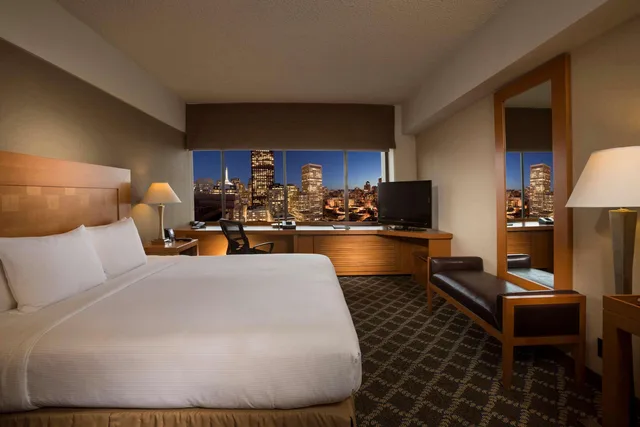 غرفة بريميوم بسرير مزدوج، Hilton San Francisco Financial District 1/5