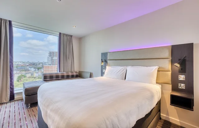 غرفة قياسية بسرير مزدوج، Premier Inn London Paddington (Paddington Basin) Hotel 1/2