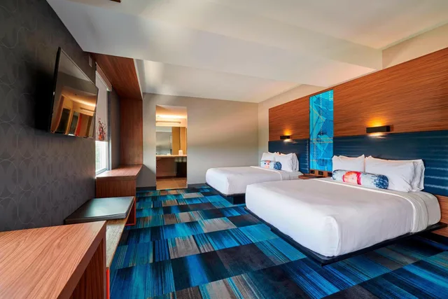 Aloft, Guest Room, 2 Double Beds، ALOFT CLEVELAND AIRPORT 1/10