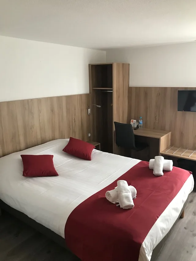 غرفة قياسية بسرير مزدوج، BRIT HOTEL PLAISANCE 2/5