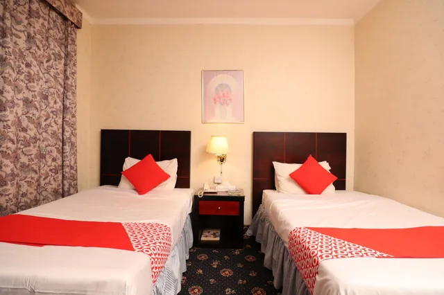 غرفة بسريرين منفصلين، OYO 112 Semiramis Hotel 4/9