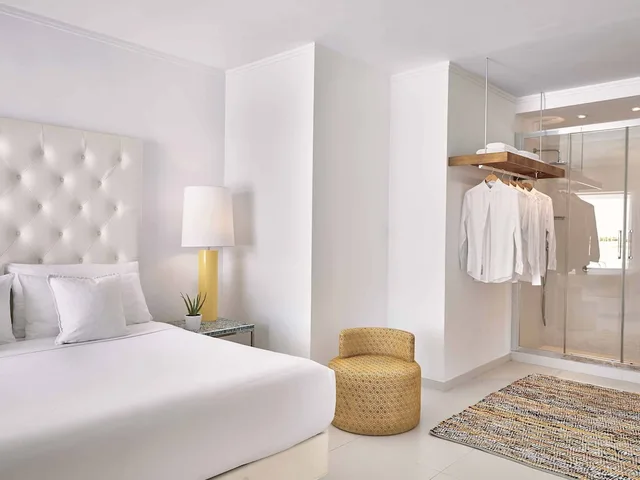 White, Family, King and Twin Beds, Sea View, Grecotel LUXME White 3/10