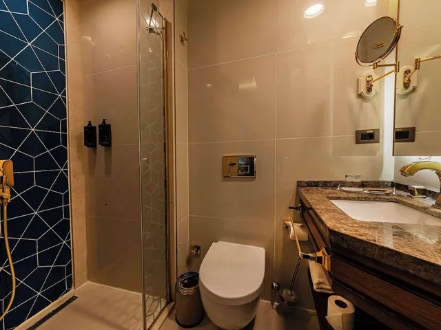 Deluxe, Twin Beds, Sofa, Mercure Istanbul Sirkeci 9/10