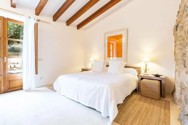 غرفة بسرير مزدوج بشرفة، Romantik Hotel Cases de Son Barbassa 1/3