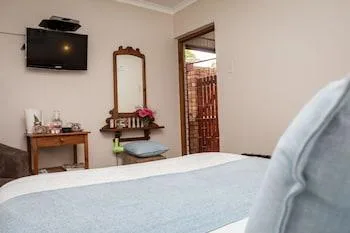 غرفة كومفورت بسرير مزدوج، Jenny's Guest House 1/1
