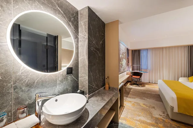 Superior, King Bed, No Window، Ausotel Smart Zhujiang New Town Guangzhou 6/8