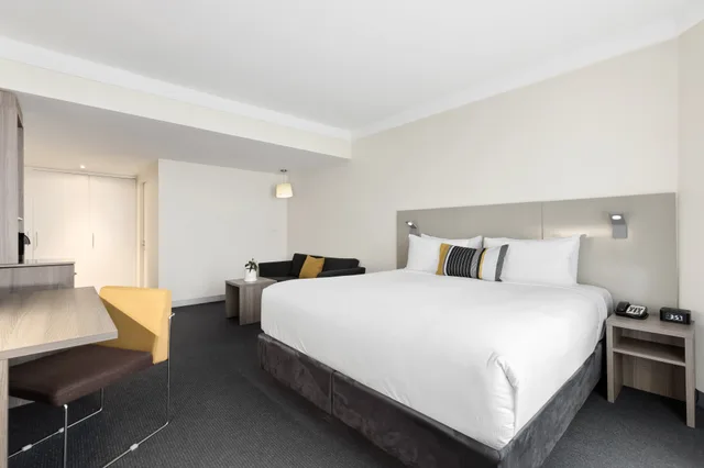 Executive, Sydney Central by Ascott Limited 6/8