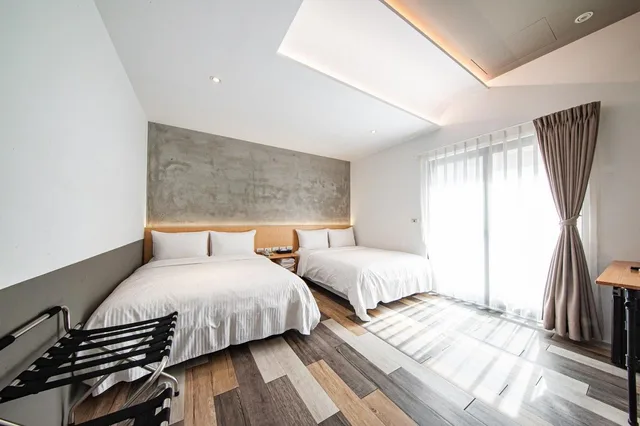 غرفة عائلية بسريرين مزدوجين، Here B&B 1/1