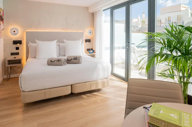 لوفت، INNSiDE by Meliá Tenerife Santa Cruz 7/9