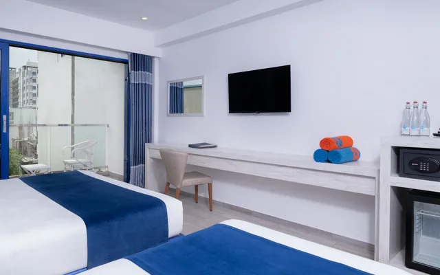 Deluxe Family Room with Balcony-Transfer Excluded، Kaani Palm Beach 3/6