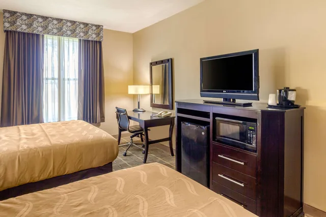 غرفة بسريرين كوين، Quality Inn Suites Durant 2/4