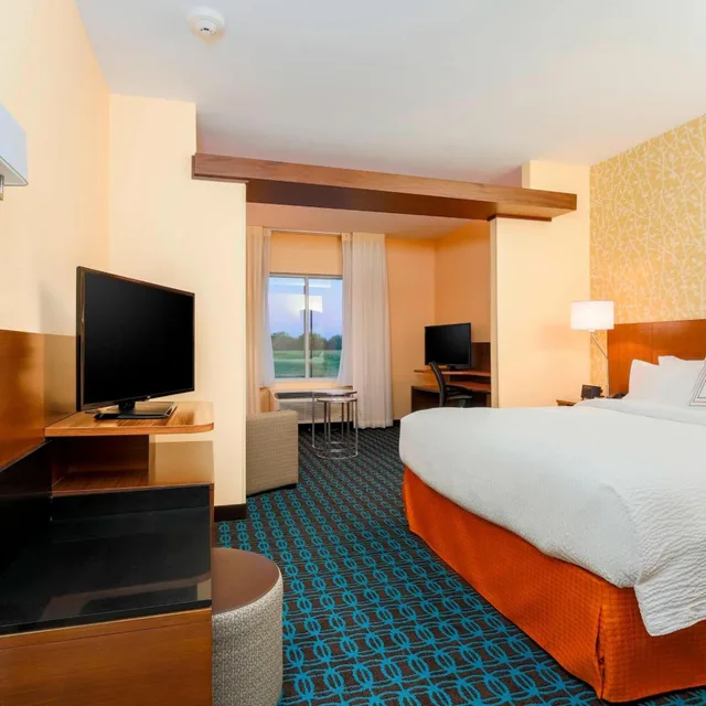 استوديو بسرير كينج أو سرير مزدوج مع أريكة لذوي الإعاقة، Fairfield Inn Suites Pleasanton 1/3
