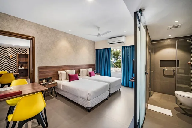 غرفة ديلوكس بسريرين منفصلين، Regency Tuticorin by GRT Hotels 2/2