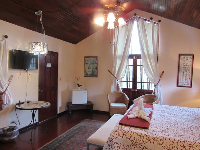 جناح ملكي بسرير كينج، The Cariari Bed and Breakfast 10/10