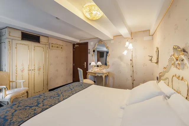 غرفة كلاسيكية بسرير مزدوج، Hotel Montecarlo 4/10