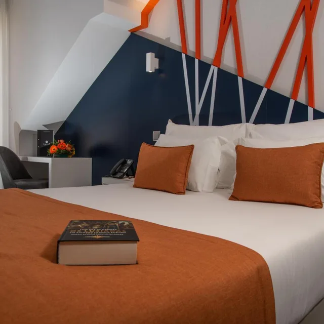 Mansarda, Double Bed، Be Poet Baixa Hotel 2/3