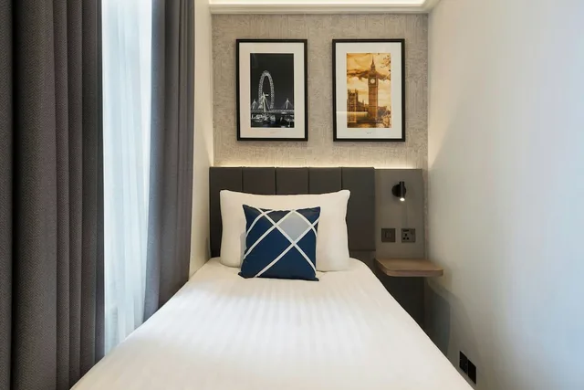 غرفة بسرير فردي، Comfort Inn London - Westminster 2/9