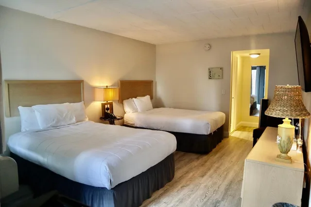 غرفة بسرير مزدوج، Doolan s Shore Club 1/2