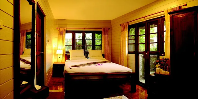 Log, Villa, 3 King Beds، Fuengfah Riverside Garden Resort Chiang Mai 1/2