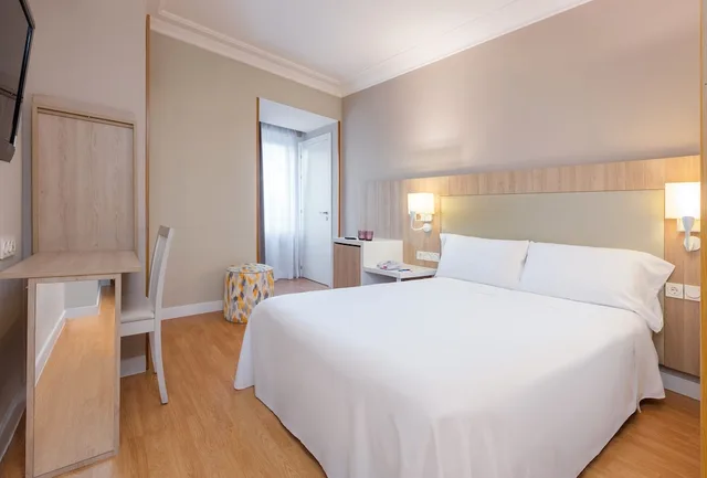 Innside, Twin Beds, Accessible، Hotel San Sebastian Orly, Affiliated by Melia 3/7