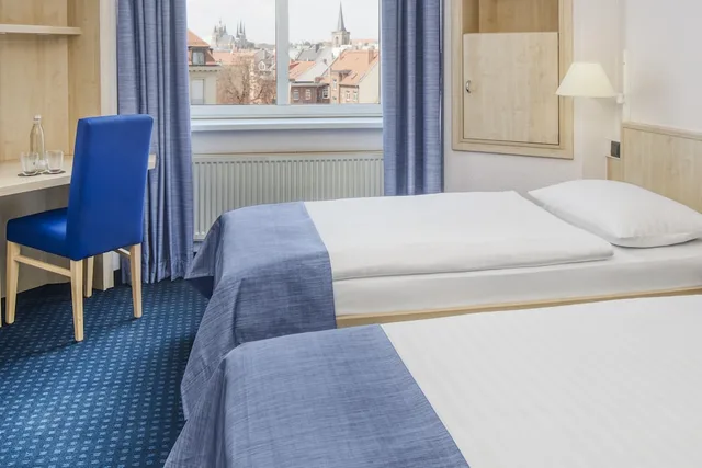 غرفة بزنس بسريرين منفصلين، INTERCITYHOTEL ERFURT 2/3