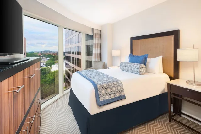 غرفة تقليدية بسرير كوين، The Westshore Grand, Tampa, A Tribute Portfolio Hotel 1/2