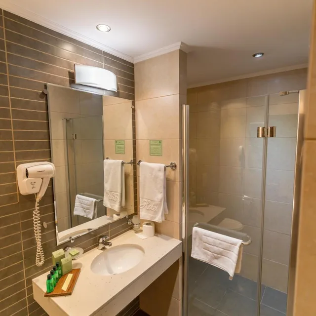 شقة بزنس بإطلالة على الحديقة، Hotel Zoo Sofia 8/10