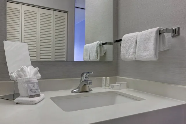 غرفة بسريرين كوين مع أريكة، Courtyard By Marriott Portland Southeast Clackamas 3/4