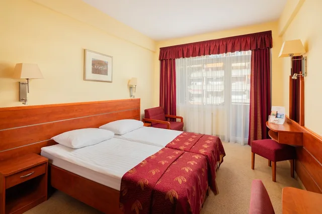 غرفة سوبيريور مفردة بشرفة، Benczur Hotel 1/10
