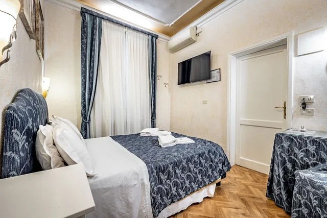 غرفة أساسية بسرير كوين، Hotel Alessandra 6/9