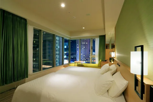 غرفة سوبيريور ركنية بسريرين منفصلين مع أريكة في طابق مرتفع، The Singulari Hotel And Skyspa At Universal Studios Japan 8/10