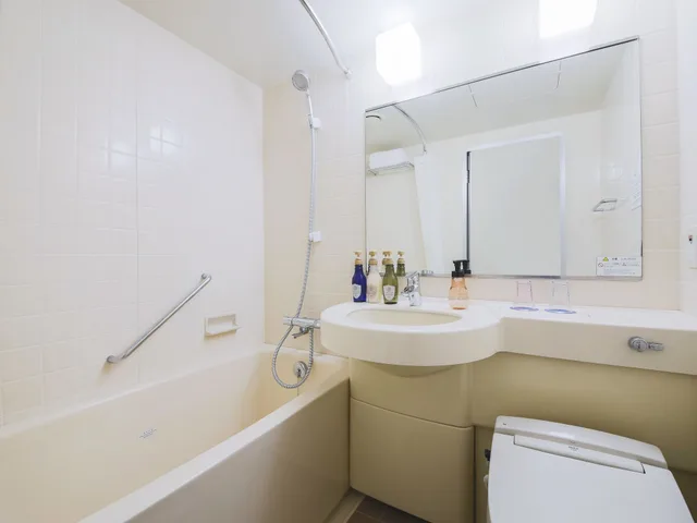 غرفة قياسية بسريرين منفصلين للمدخنين، Art Hotel Aomori 2/3