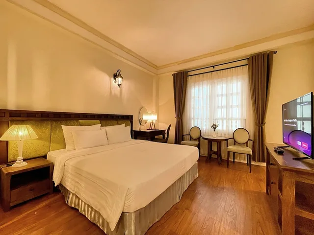 غرفة سوبيريور رباعية بسرير كوين وسريرين منفصلين، Phoenix Hotel Vung Tau 4/10