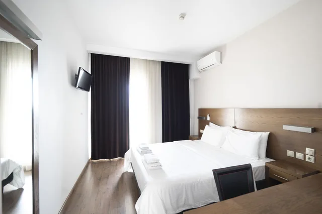 Urban Single، Rotonda Thessaloniki 3/7