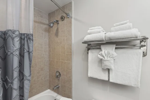 2 Bedrooms, Condo, 1 King and 2 Queen Beds, 2 Bathrooms, Sofa, The Steamboat Grand 3/3
