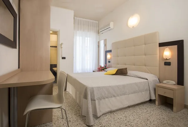 Room, Triple, 1 Queen and 1 Single Bed, Hotel Veliero 1/3
