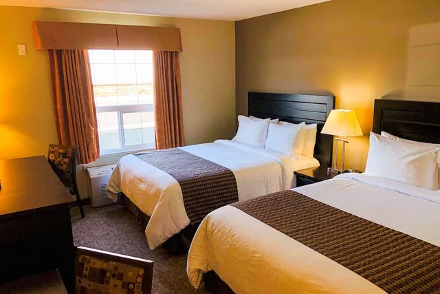 غرفة قياسية بسريرين كوين، Econo Lodge Okotoks 1/1