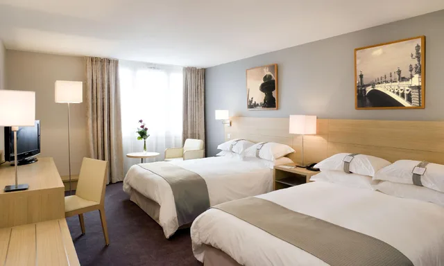 غرفة عائلية بسريرين كوين، Hotel Inn Paris CDG Airport 1/3